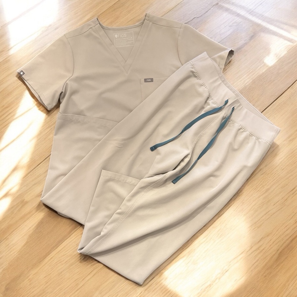 FIGS | Slate Set: Catarina Top/Livingston Bottom